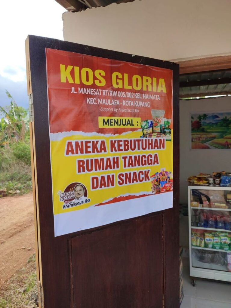 Mama Margarita Terima Bantuan Program Bedah UMKM Pertamanya Sejak 1996