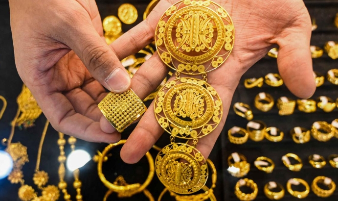 Read more about the article Harga Emas Perhiasan Pada Hari Ini 7 Februari 2026: Termahal Tembus Rp 2,5 Juta